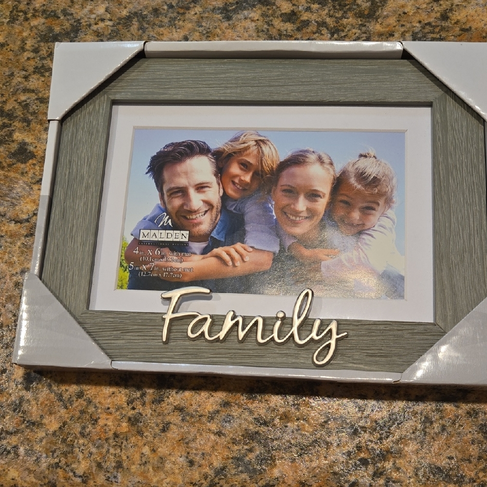 Malden Family Photo Frame with Gray and Gold Accents